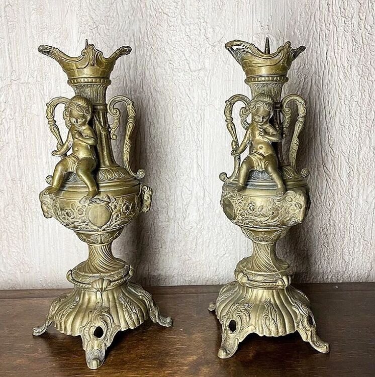 Старинный подсвечник Бронза